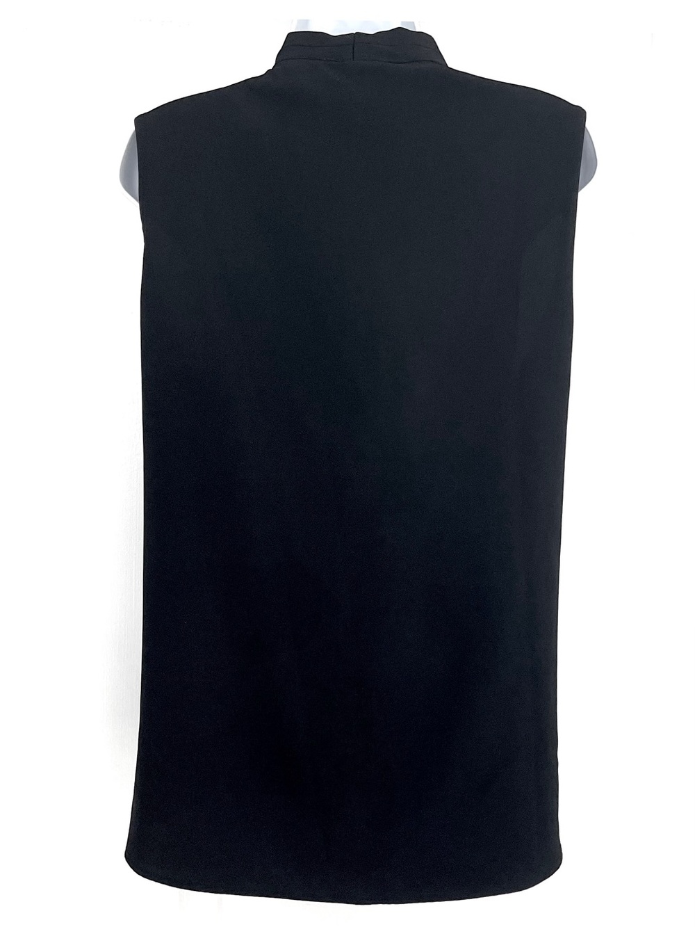 Calvin Klein Sleeveless Black V-Neck Women’s Top! - Picture 3 of 5